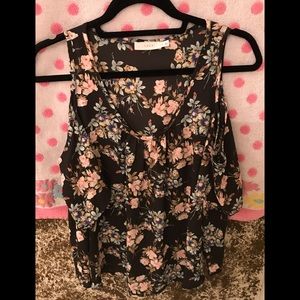 Delicate beautiful top size large